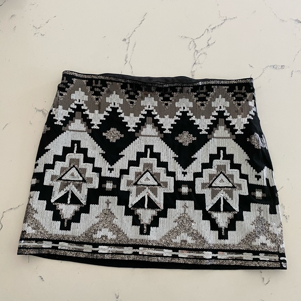 Express skirt